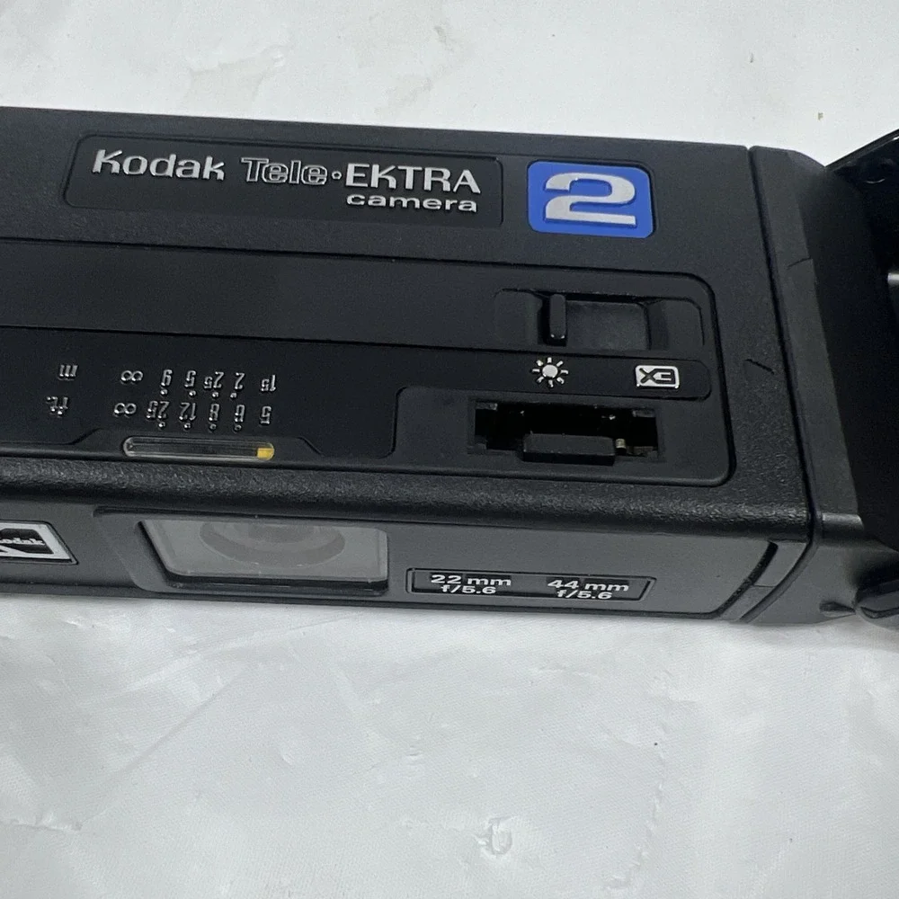 Kodak Tele-Ektra 2 Instamatic 110 Film Camera‎ Untested. With Swing Cover